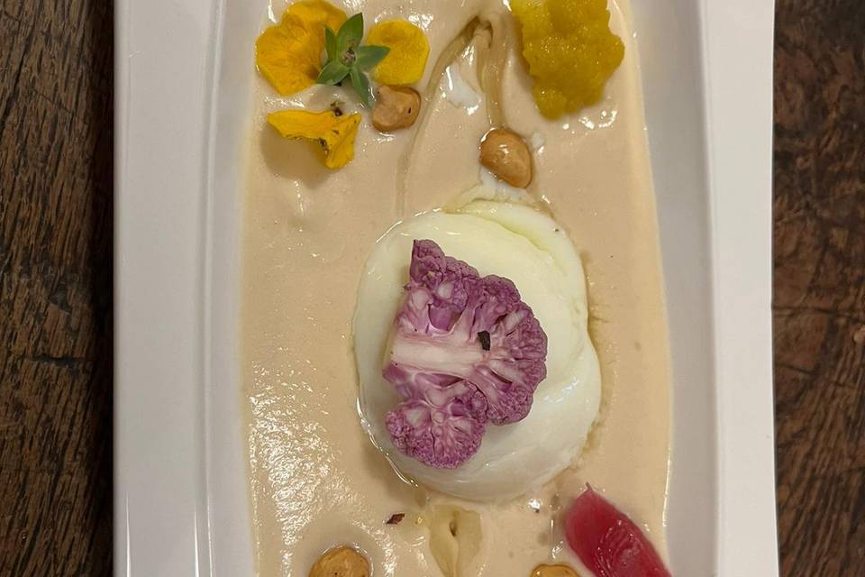 Oeuf poché crème de chou fleur