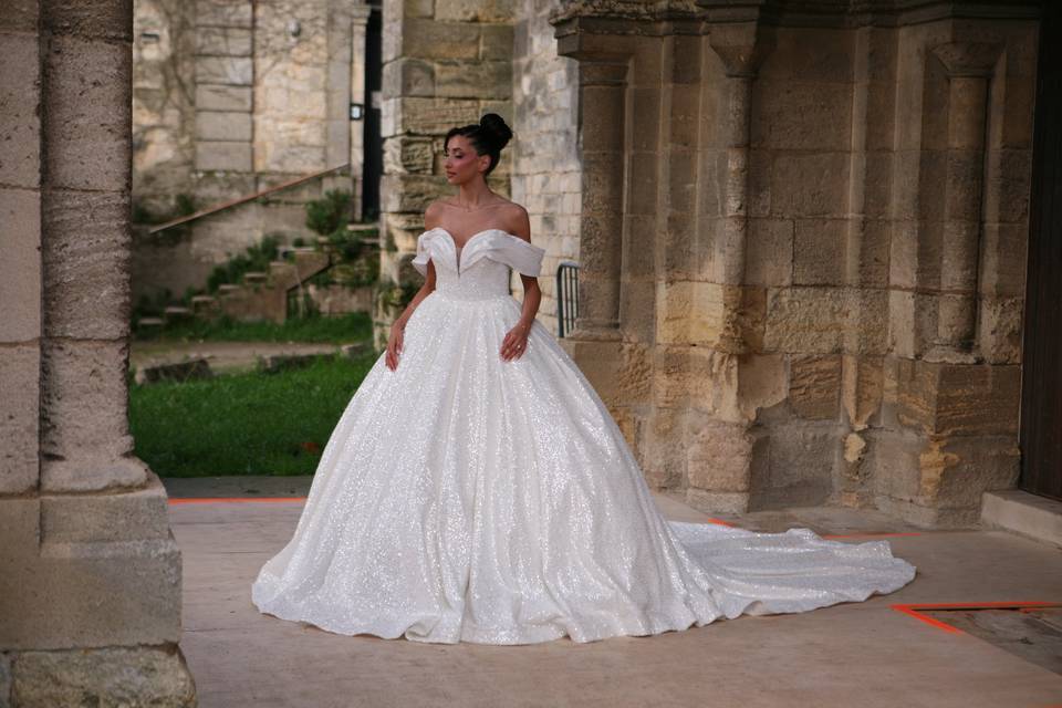 ROBE ANOAH