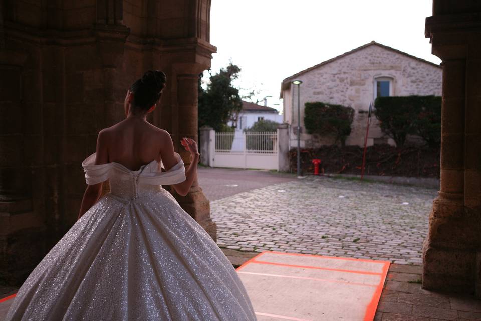 ROBE ANOAH