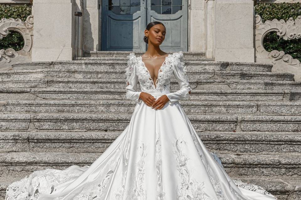 Robe de soirée longue sur mesure - Oksana Mukha Paris