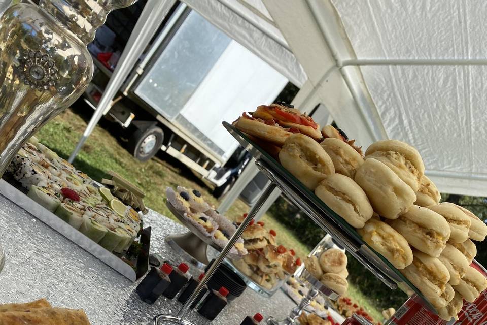 Buffet salé en extérieur