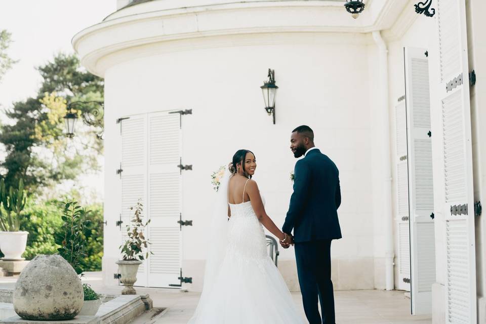 Couple Chateau