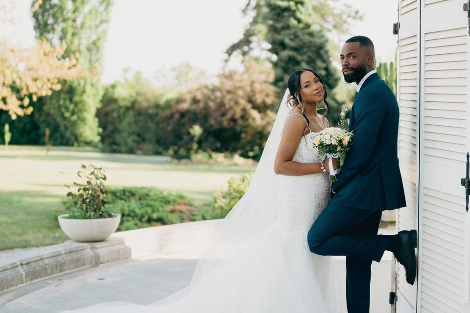 Couple pose domaine
