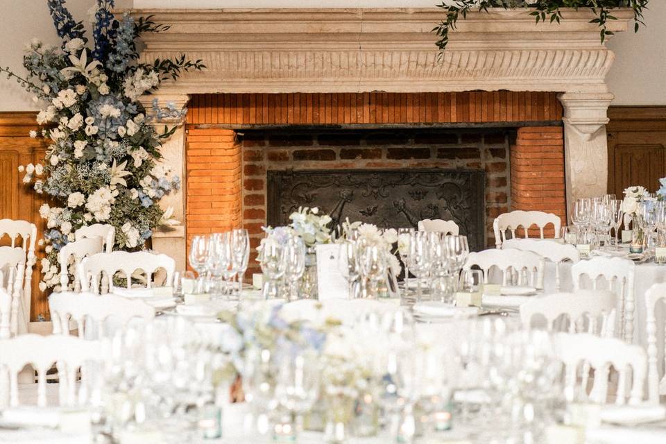 V & F Wedding Agency