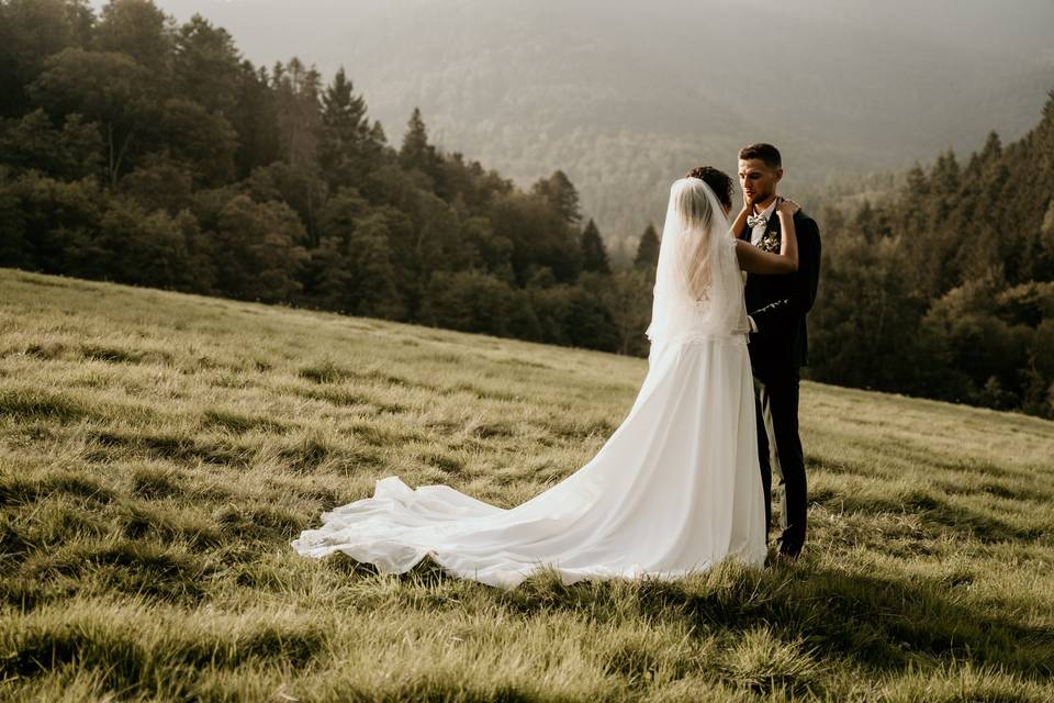 Shooting couple