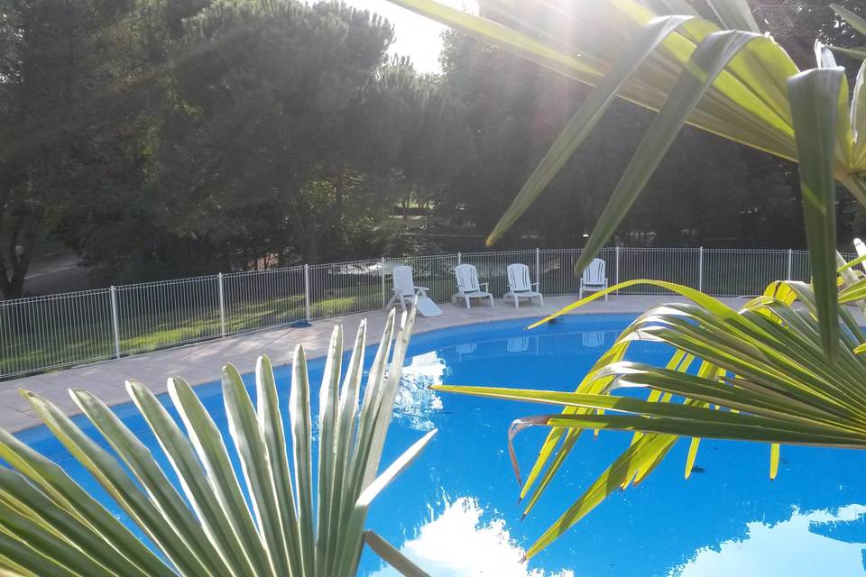 Soleil d'automne sur la piscin