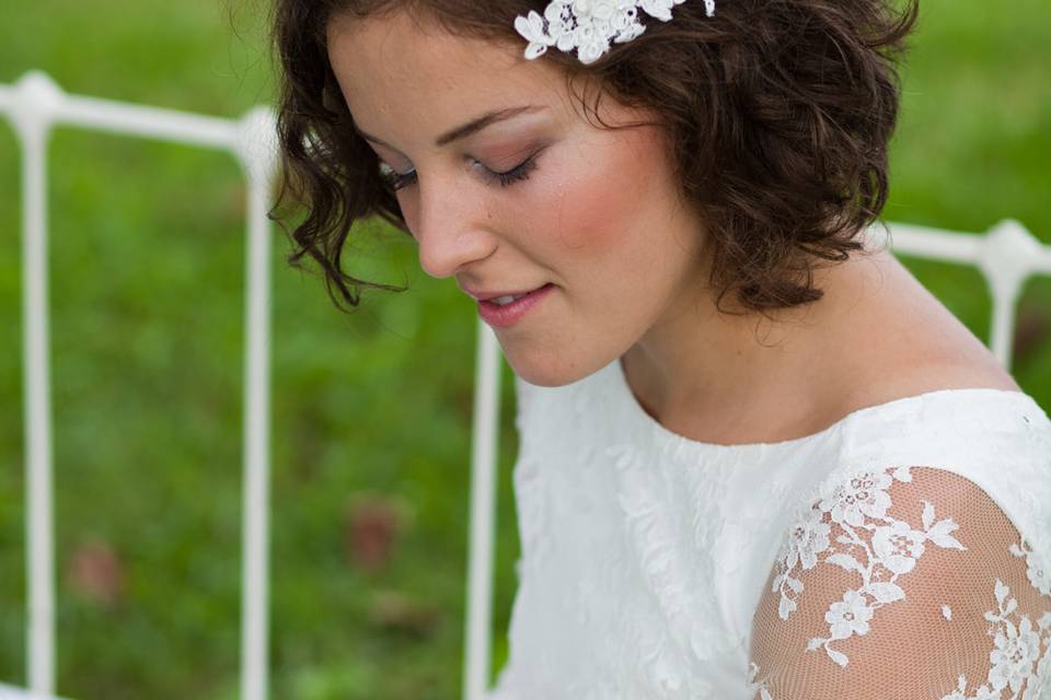 Pic chignon fleur & dentelle