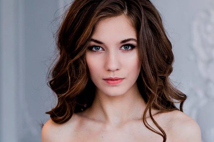 Mise en beauté de la mariée