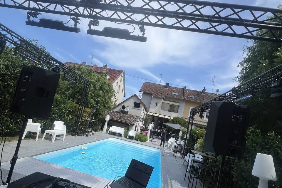 Pool Party