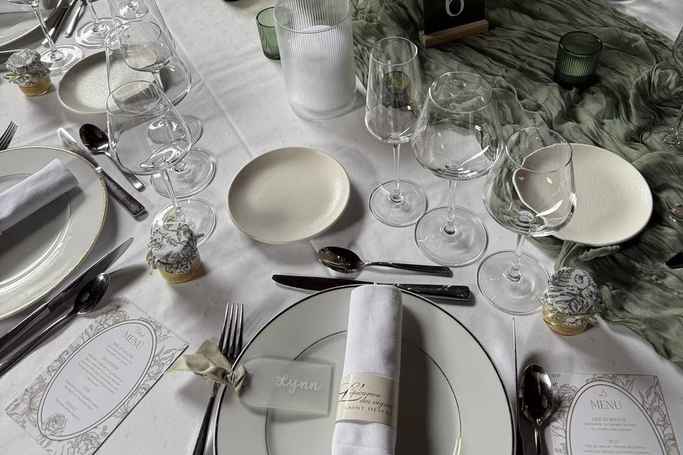 Deco table