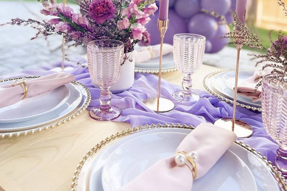 Décoration violette