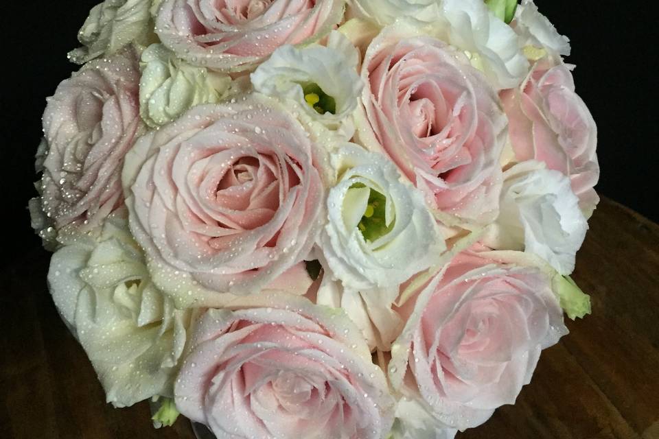 Bouquet de mariée ton rose pou