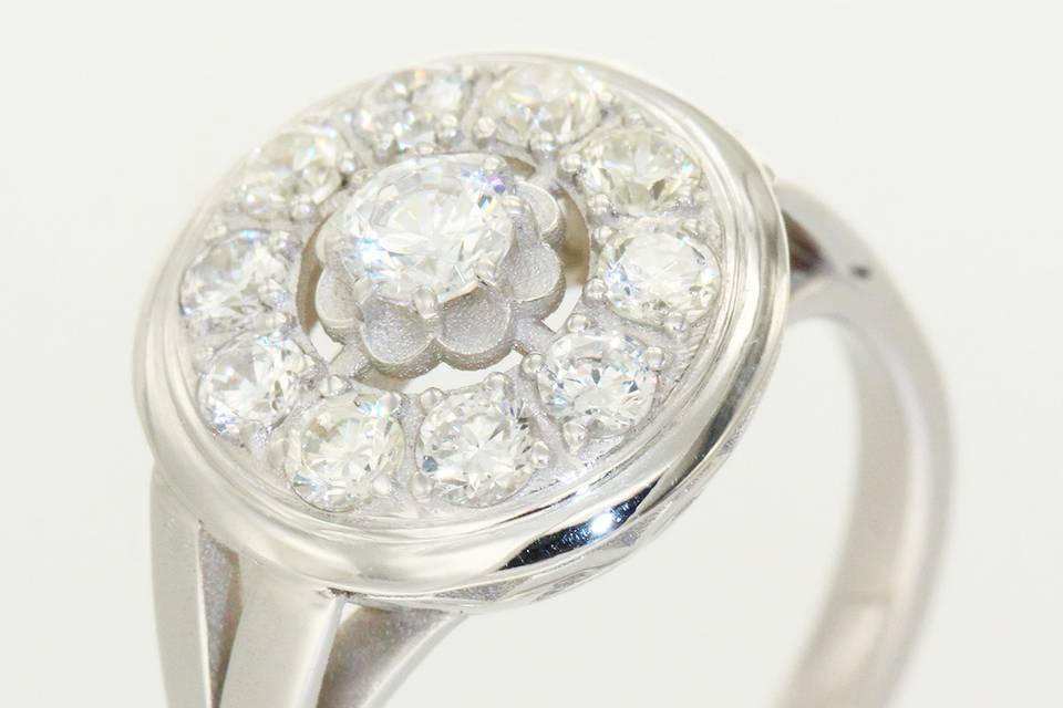 Bague, entourage, diamants