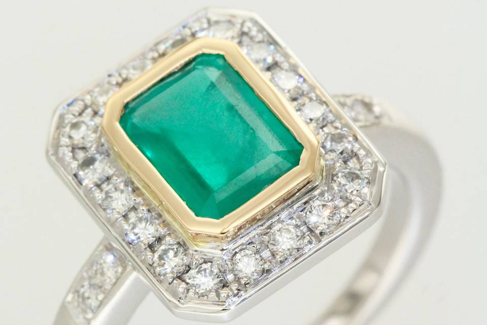 Bague, Emeraude, diamants