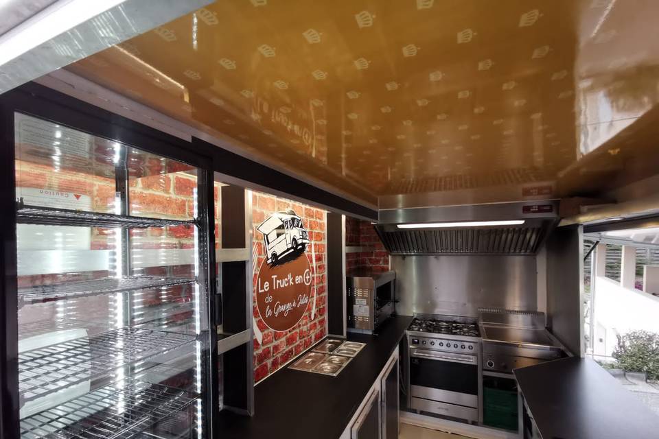 L'intérieur du food truck