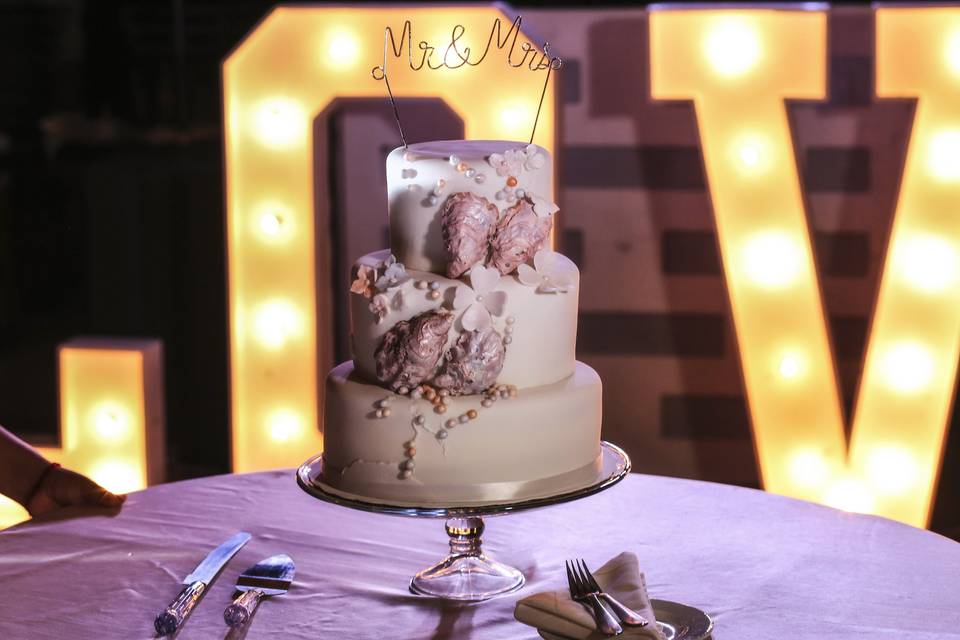 Beach Wedding Cake