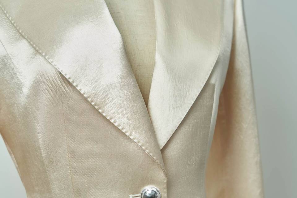 Tailleur femme en satin