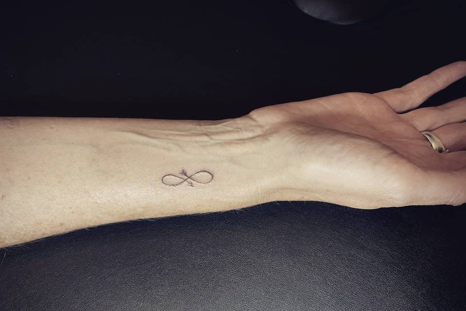 Tattoo infini