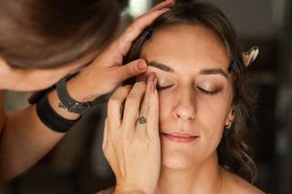 Laura makeup and brow