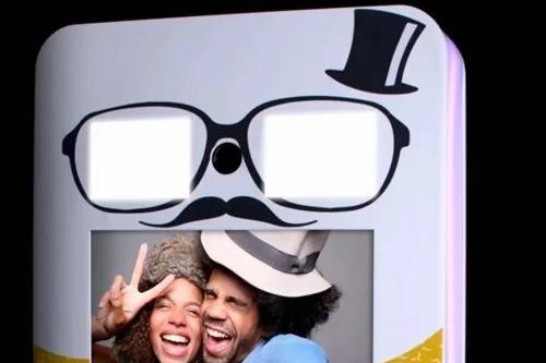 Borne à selfies, accessoires