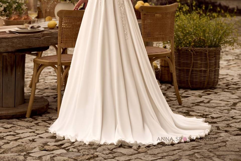 Modèle Yaponica Anna Sposa