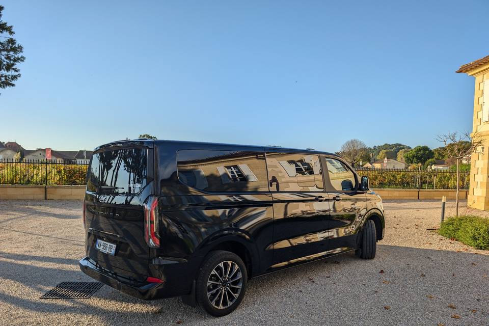 Ford Tourneo Custom (van 7 places)