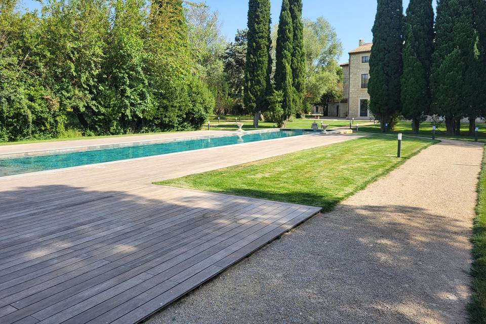 Piscine depuis pool house