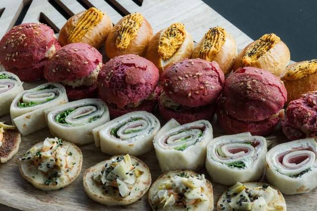 CANAPES SALES