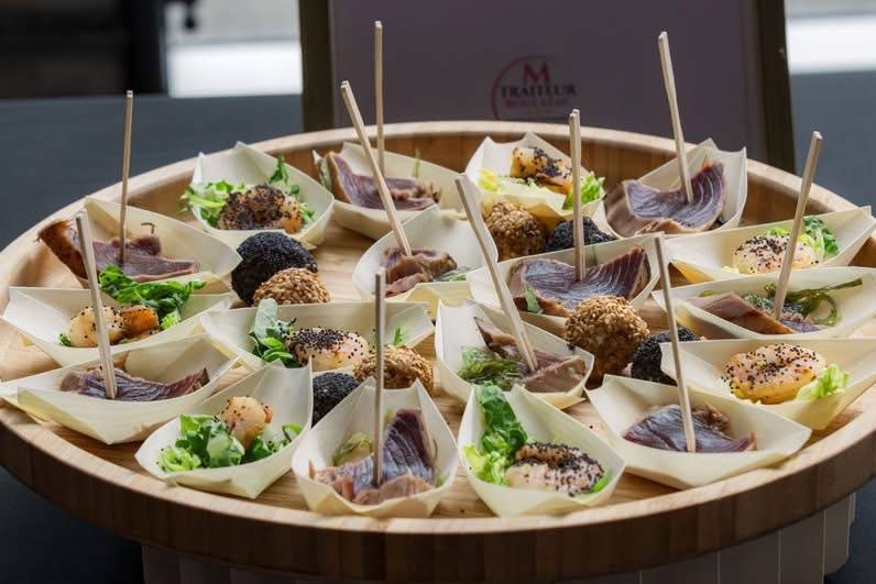 MISE EN BOUCHE