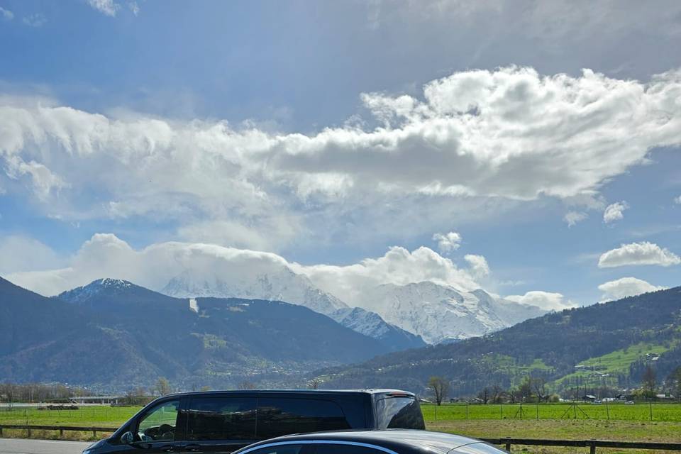 Mercedes Benz E