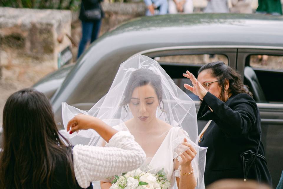 Mariée et son bouquet