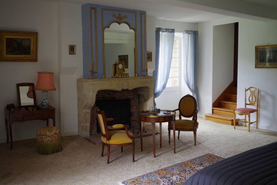 Cheminée dans la chambre