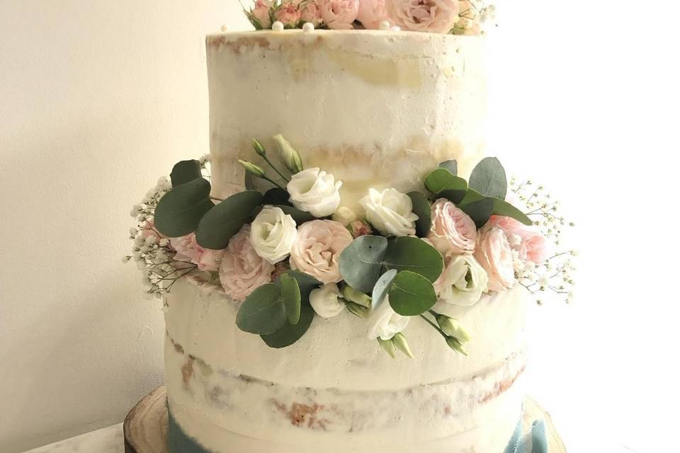 Naked cake