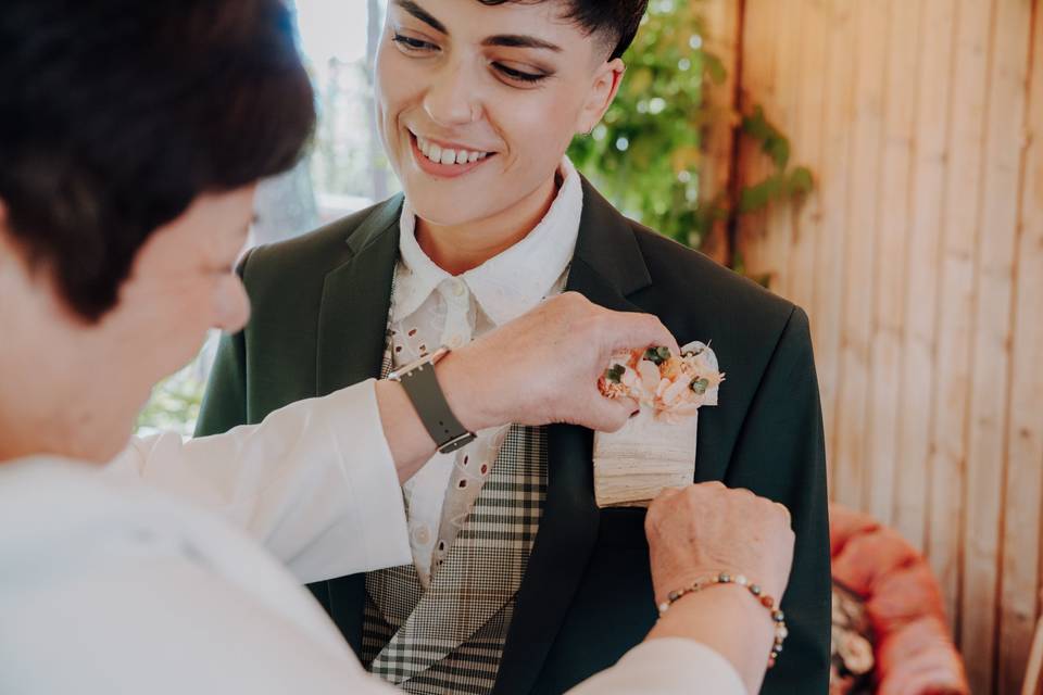 Boutonnière pochette