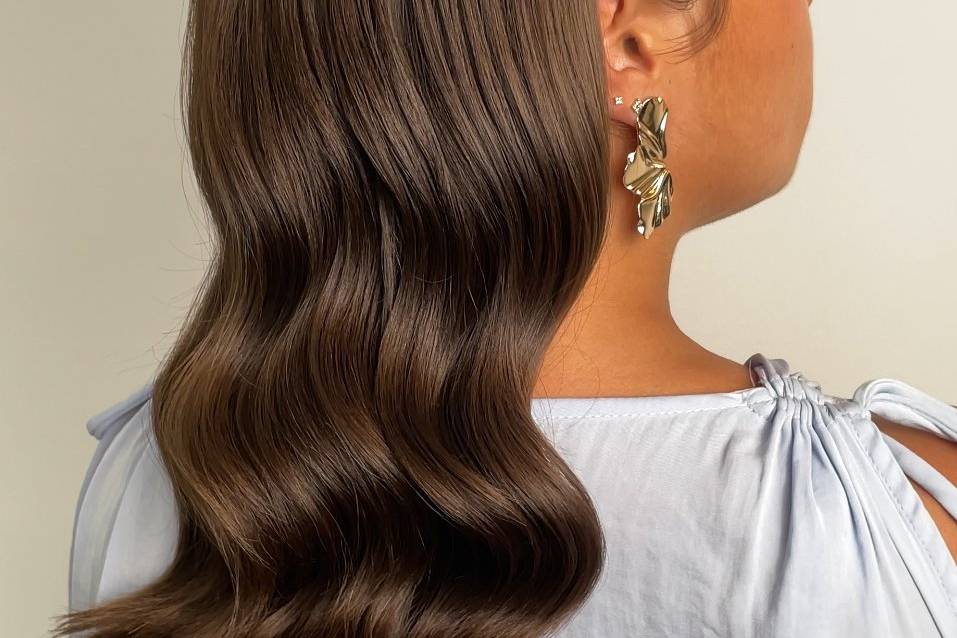 Glam waves and soft glam