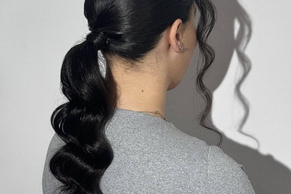 Coiffure queu de cheval wavy