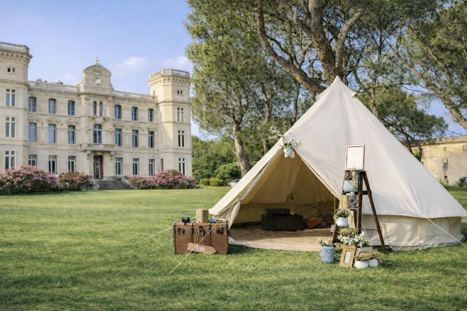 Tipi dans le parc