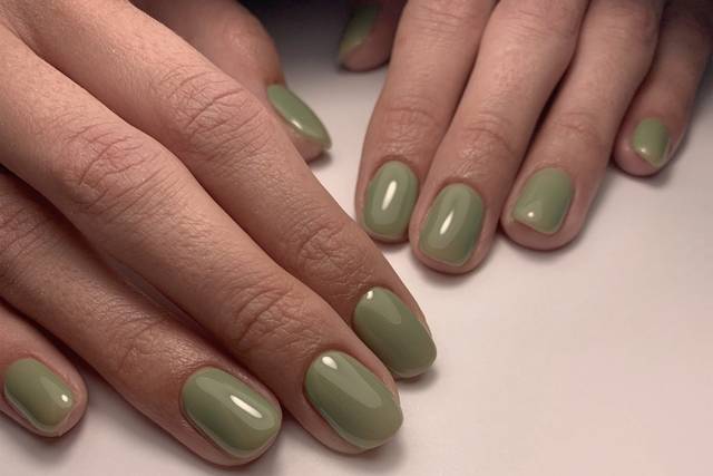 Belle comme tes Ongles