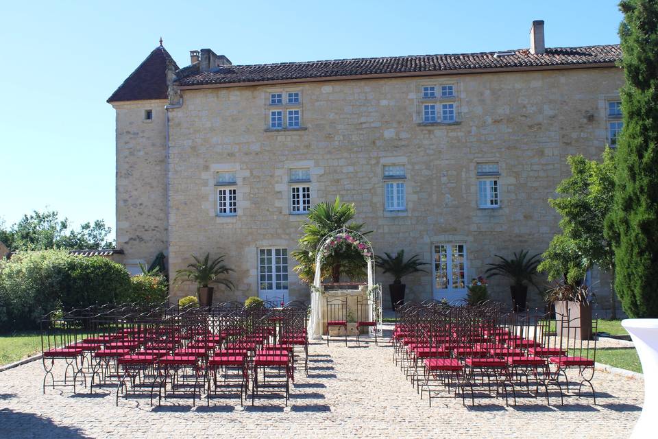 Salle Château Isabeau Naujan
