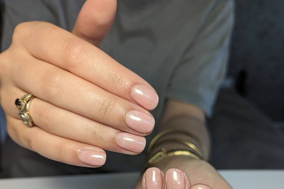 Ongles mariée