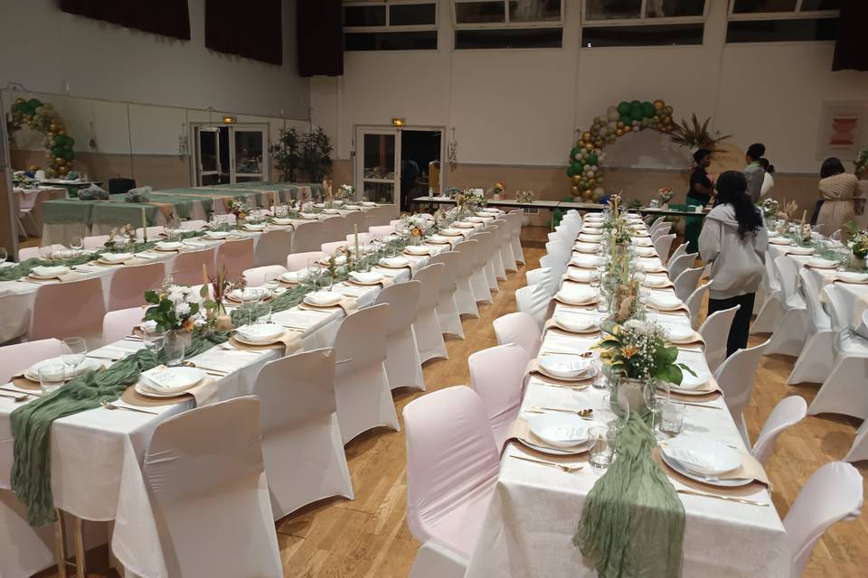 Salle de 200 m²