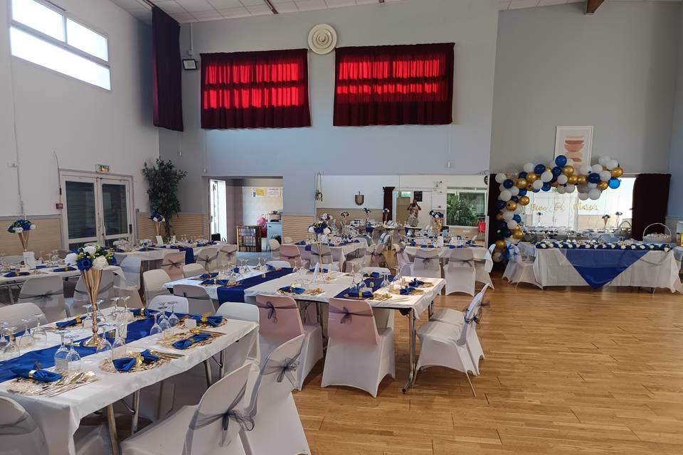 Salle de 200 m²