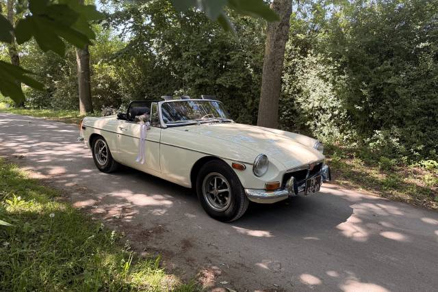 MG B