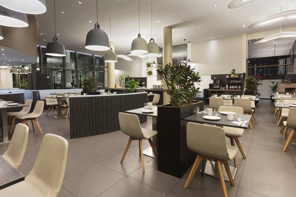 Le Gourmet Bar Restaurant