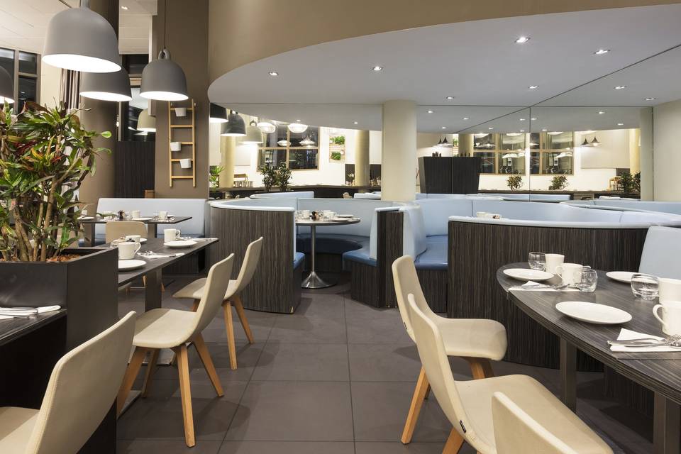 Le Gourmet Bar Restaurant