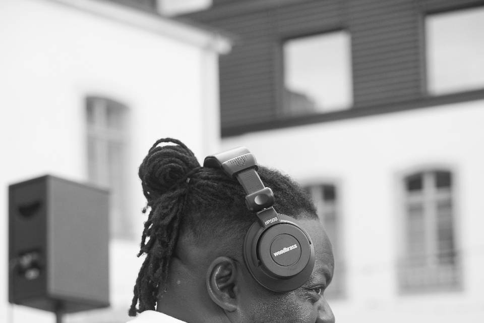 Dj Mista