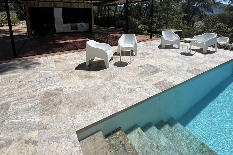 Pool house