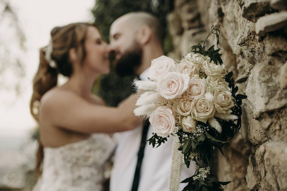 Shooting couple