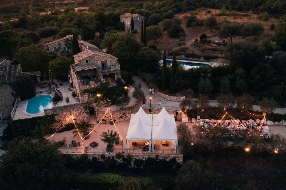 Vue aérienne soirée mariage