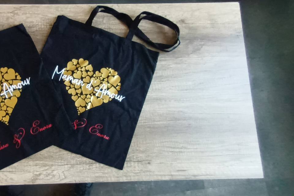 Tote bag